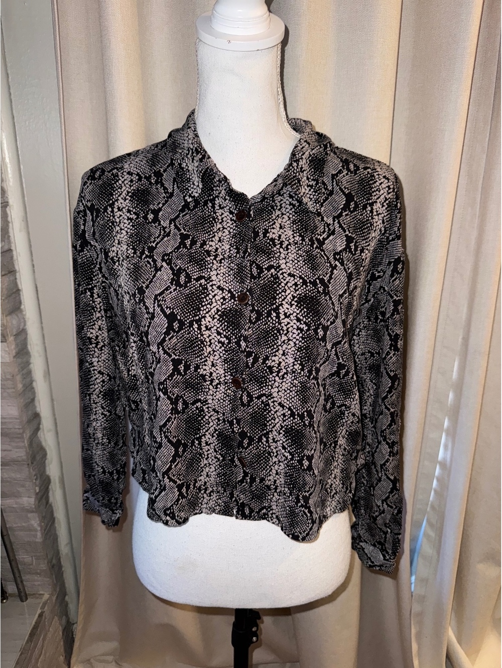 Zara TRF Snakeskin Print Button-Up Top – Large